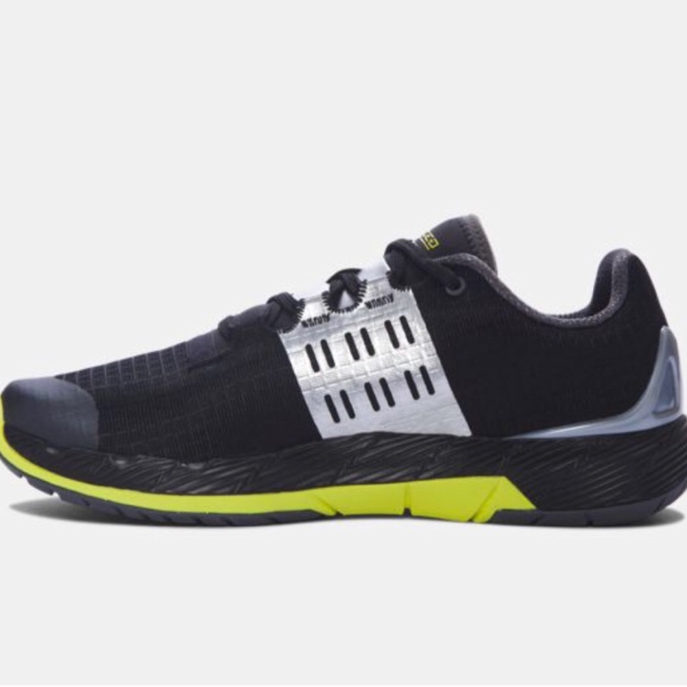 Women’s UA training shoes